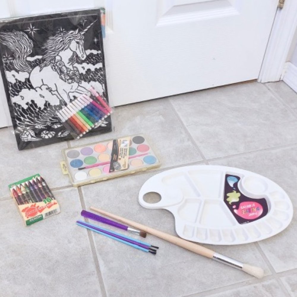 ART SUPPLIES Paint Palette Paint Brush Markers Crayons